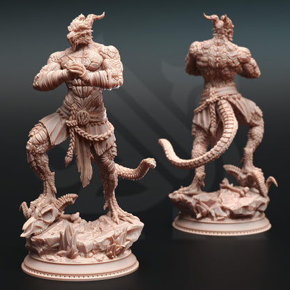 Dragonborn Pugilist - Kuthrak'Va (Medium) | 32mm Hero Scale | Premium DnD Miniature High Quality Resin | DM Stash