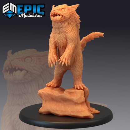 Owl Cat (Large) | #050 - Infested Woodlands | EPIC | 28mm