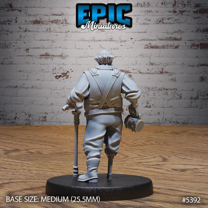 Hut Owner (Medium) | #122 - Wild Bandits by EPIC Miniatures | High Quality Premium Resin | Building, NPCs, Beer, Walking Stick, Cane, Old