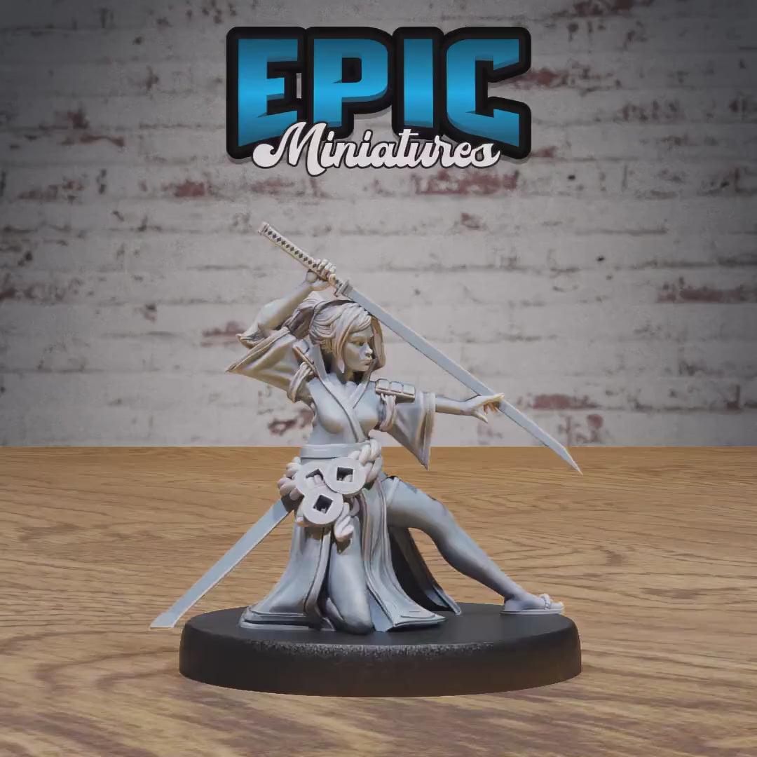 Samurai Woman  (Medium) | Premium DnD Minis High Quality Resin | Japanese, East Asia, Asian, Female, Fighter, Kung Fu, Martial Arts